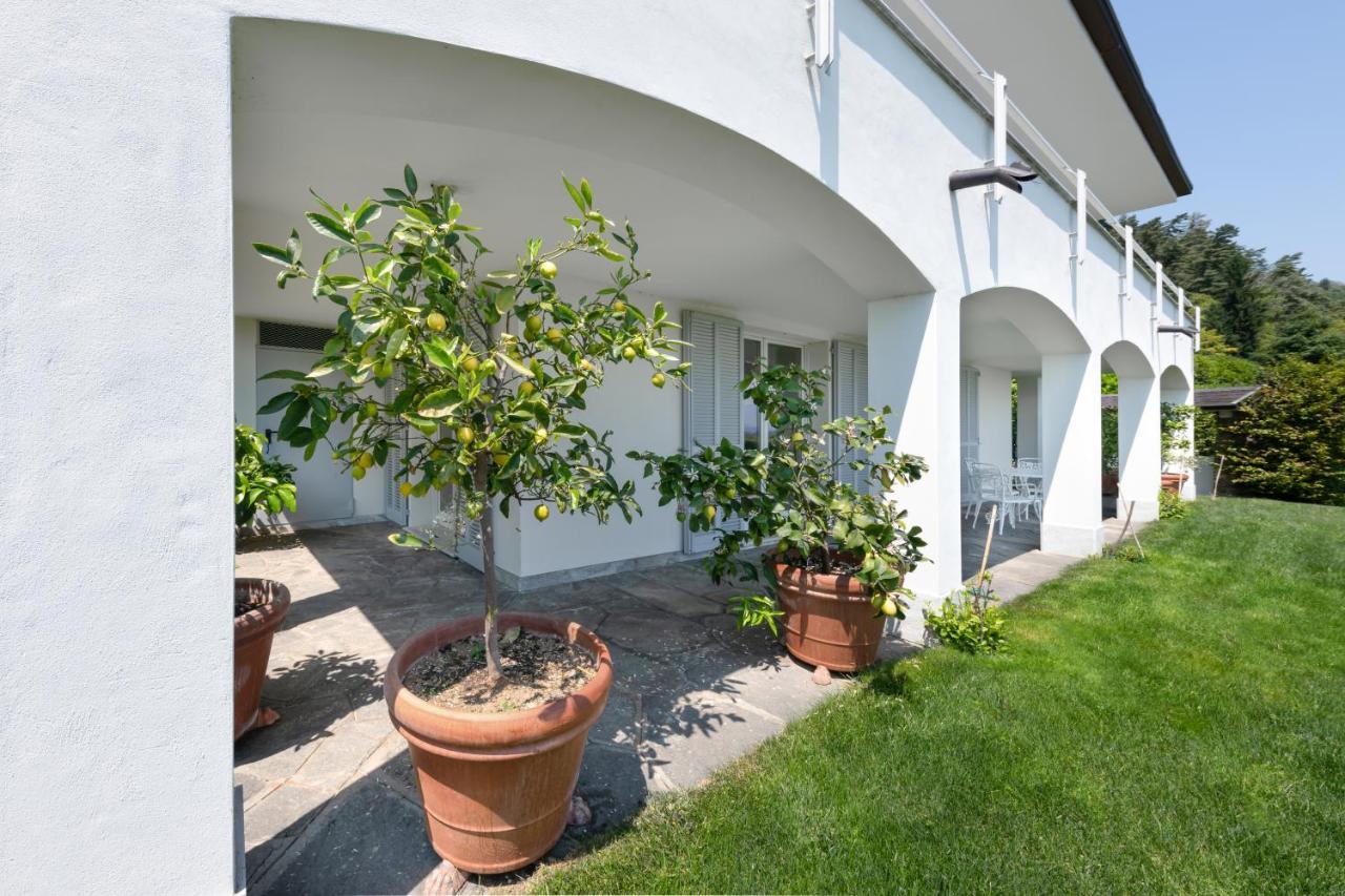 Villa Desira By Casa Da Suite Meina Exterior foto
